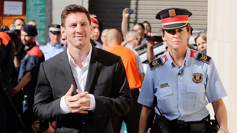 Messi trốn thuế trong khoảng thời gian khoác áo Barca